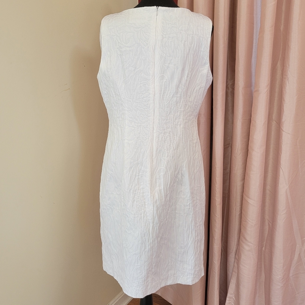 Studio I White Sleeveless Sheath Dress with Beading Size 14 EUC - Picture 2 of 12